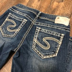 Silver Jeans Suki Capri size 28